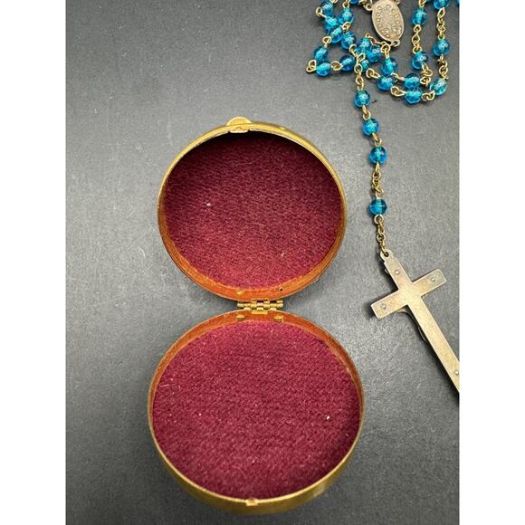 Vintage Catholic Aqua Blue Glass Rosary Silver Tone Crucifix w/ Gold Tone Case - Picture 11 of 11